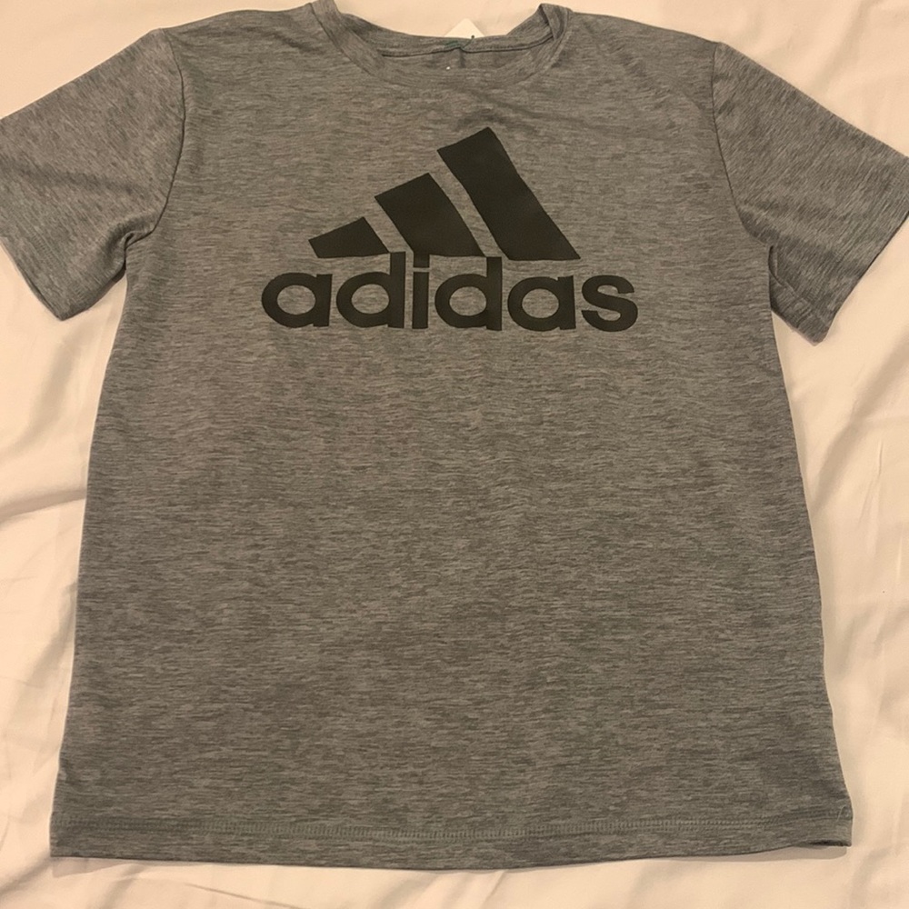 adidas boys shirt 👕